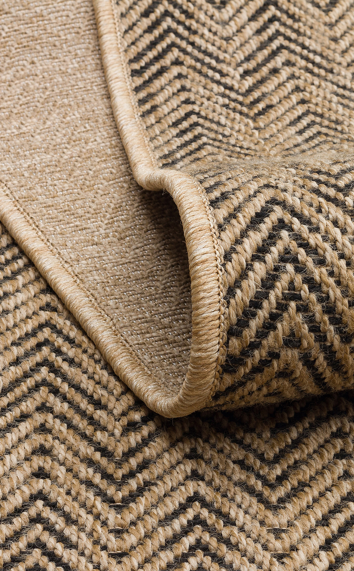 VNT_02_Natural_Black