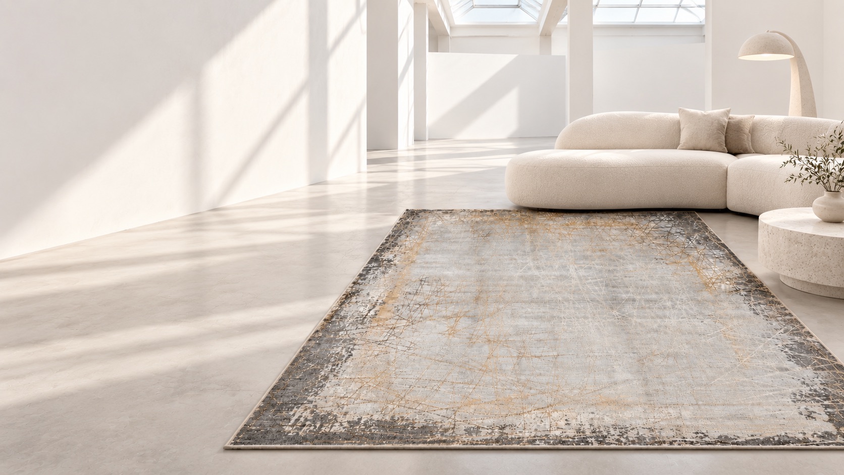 Aydınlık modern galeride Mahal desenli premium halı konsepti