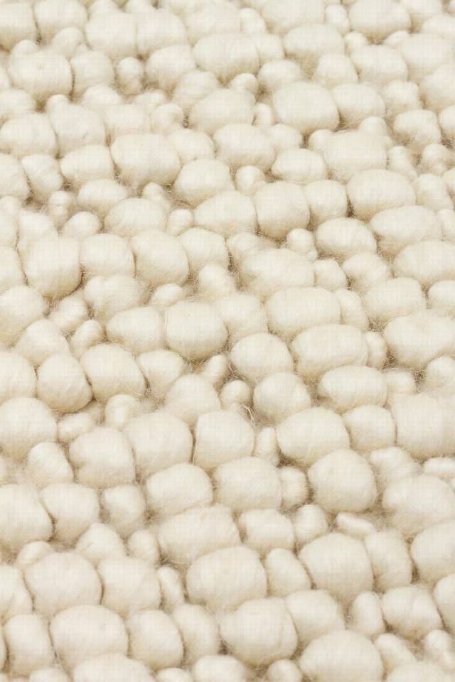 JADE JD 06 CREAM  Yün ile Üretilen Örme El Halısı