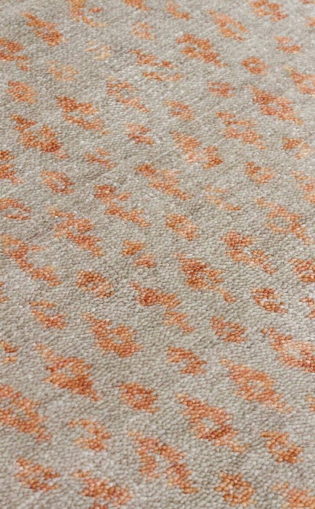 ZARA ZR 15 BEIGE AUTUMN  Otantik Desenli Özel Hav Vermeyen ve Kolay Temizlenebilir Tensel Kullanılarak El Emeği ile Özel Tezgahlarda Üretilen Modern Uşak Halısı