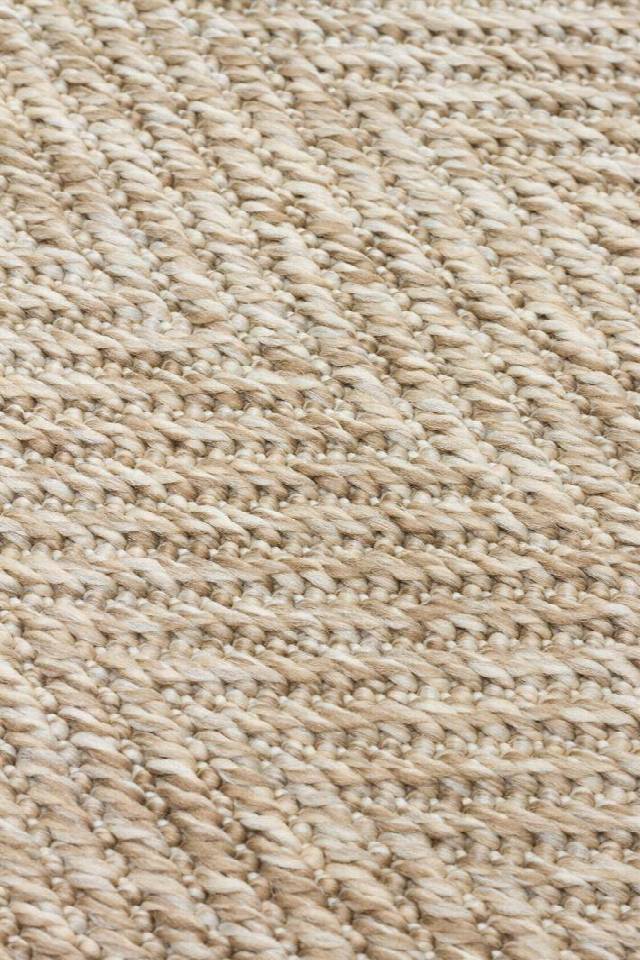 VENTURA SISAL VNT 2704 L.BEIGE  İç ve Dış Mekan Kullanımına Uygun Hav Vermeyen Kolay Temizlenebilir Sisal Görünümlü Halı