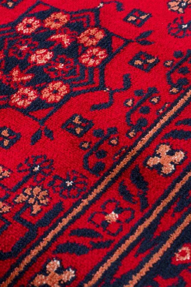 HERAT HER 04 RED  Afgan Desenli Viskon Sıkı Dokuma Kaymaz Tabanlı İnce Makine Halısı