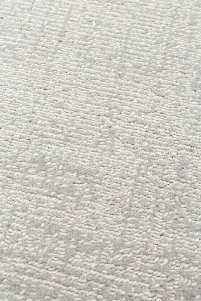 KALAHARI KLH PLAIN SILVER  Özel Dokuma Tekniği ile Üretilen Modern Sade Desenli Makine Halısı