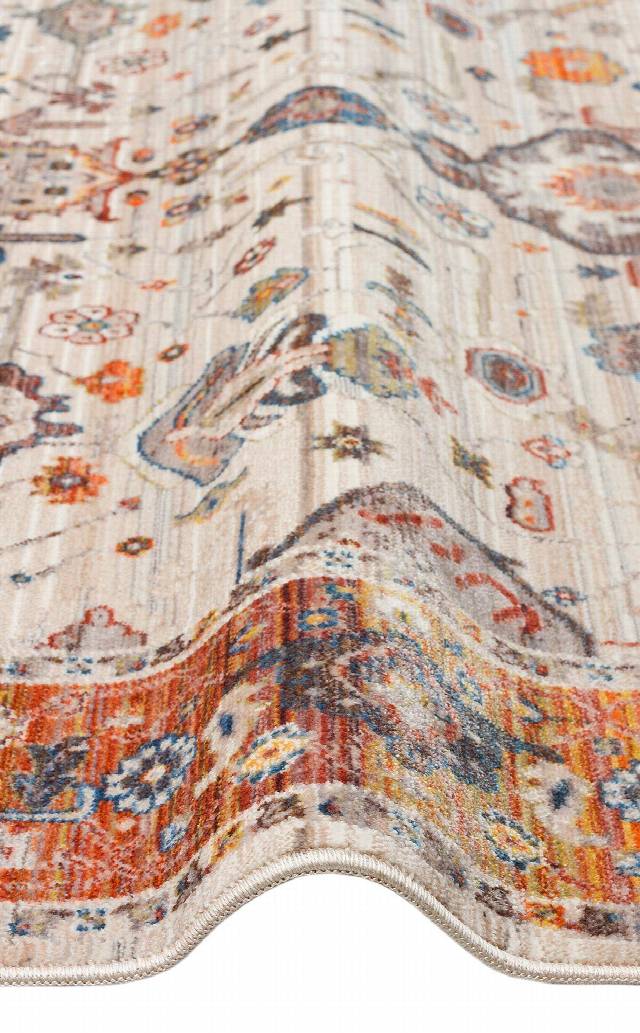 PIETRA PTA 01 CREAM TERRA  Sıcak Renk Tonlarını Etnik Desenler ile Buluşturan Yumuşak Tuşeli Makine Halısı