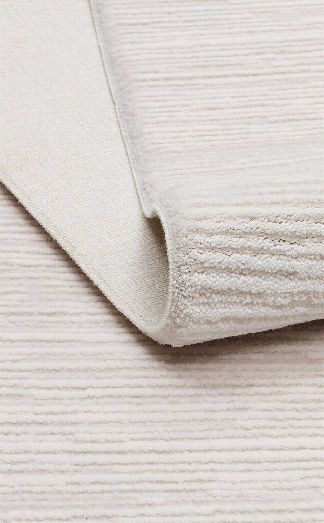 SHADE SHD PLAIN CREAM  Sade ve Modern Akrilik Makine Halısı